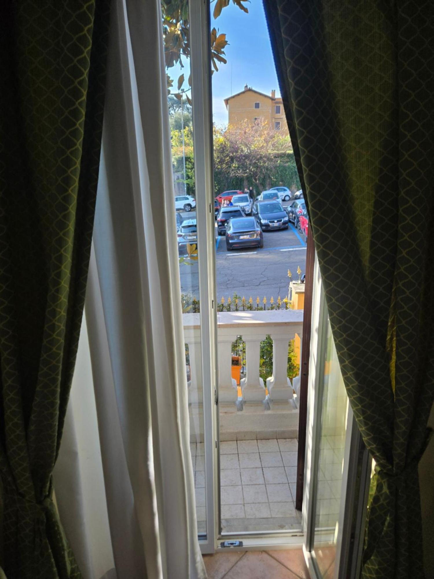 Sourire Hotel Róma Kültér fotó